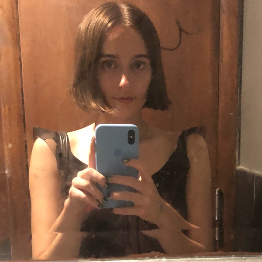 Meet your Posher, Madeline